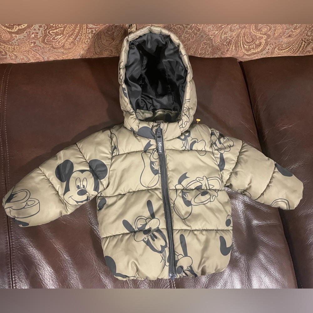 H&M Disney Puffer Coat, Unisex Baby 9 mo.